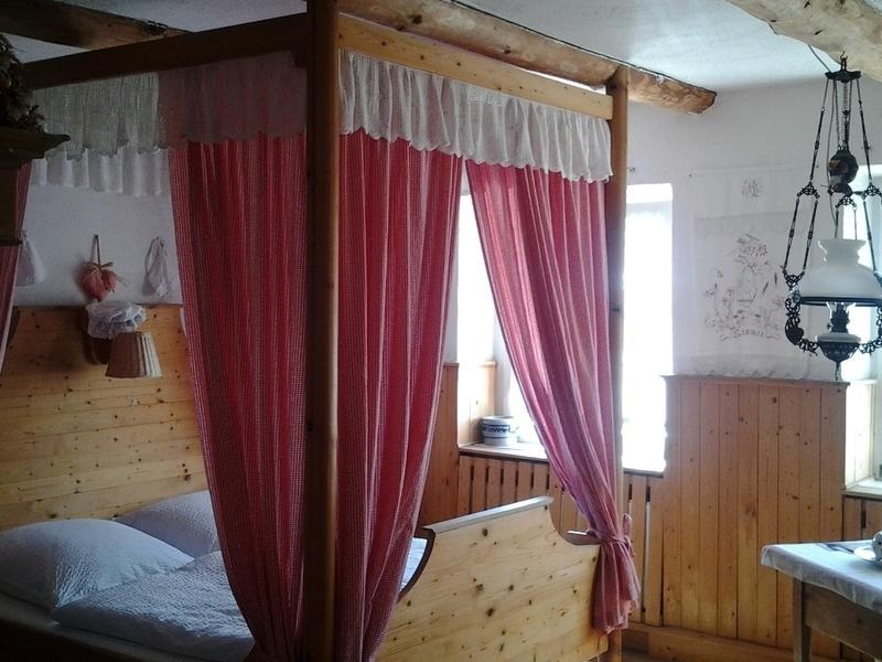 Gastehaus Zum Alten Schulhaus Hotel Miltenberg Habitación foto